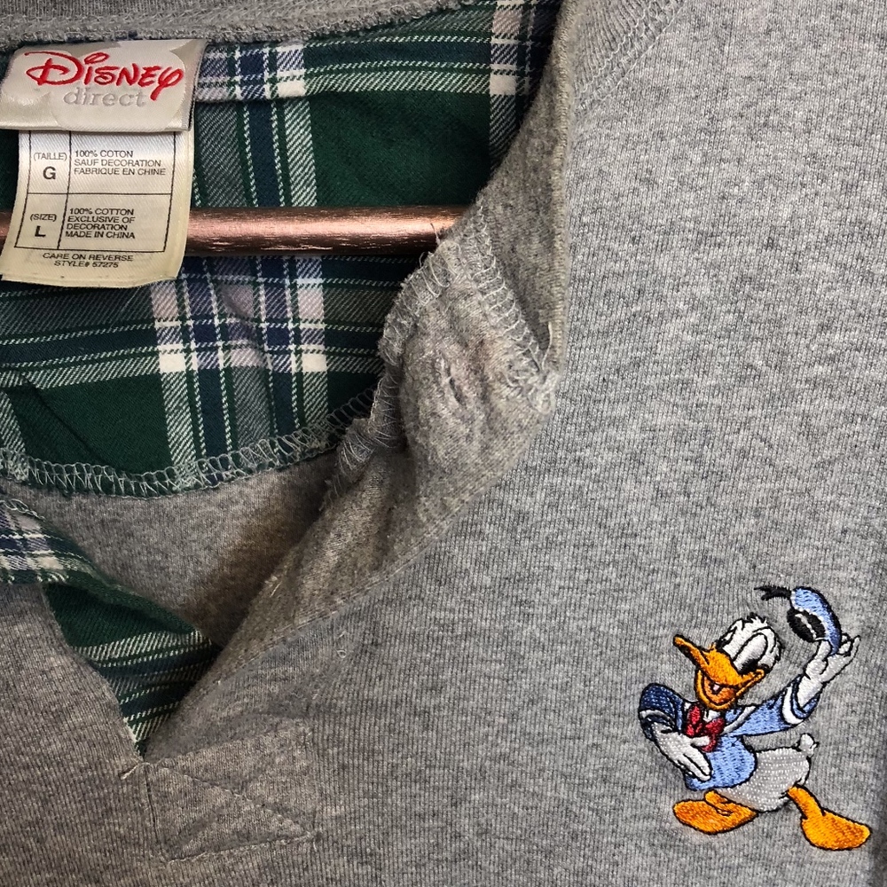 Disney Direct Donald Duck Gray Long Sleeve | L